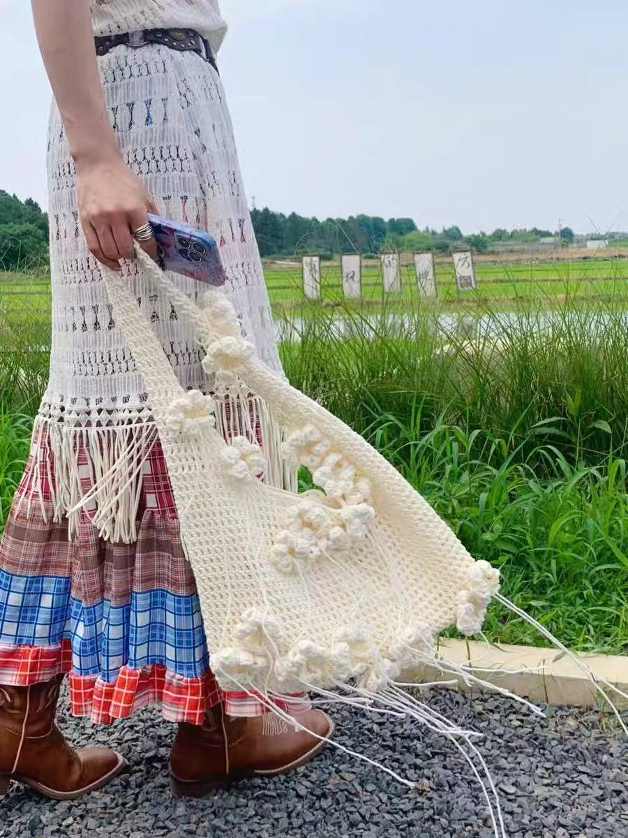 KN2603010 Boho Blossom Fringe Crochet Bag DIY Crochet Kit with Video Tutorial