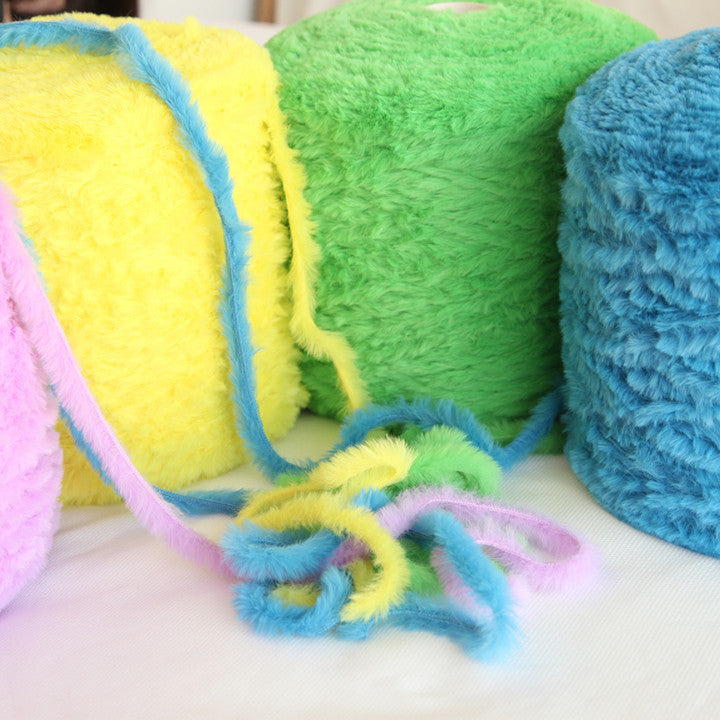 YARN60008 Faux Fur Fluffy Yarn | Ultra-Soft Plush Yarn for Scarves & Cozy Crochet Creations