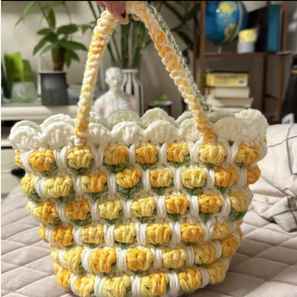 KN2603015 Spring Tulip Crochet Bag DIY Crochet Kit with Video Tutorial